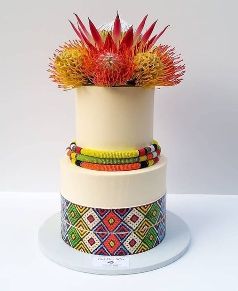 Traditional African Weddings on Instagram: “Wedding Cake inspiration! @justoneslice_ #traditionalinspiration #yummycakes #cakeideas #cakesofinstagram #cakegoals…” Zulu Traditional Wedding Cakes, Wedding Cake 2022, Traditional Wedding Cake Ideas, Cake 2022, African Wedding Cakes, Zulu Traditional Wedding, African Cake, African Wedding Theme, Zulu Wedding