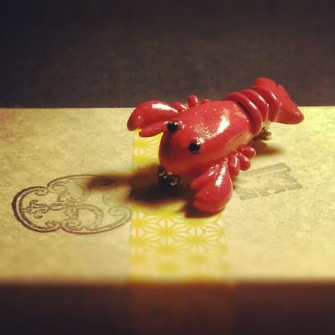 Red lobster polymer clay, diy, fimo Clay Lobster, Grade 3 Art, Diy Fimo, Making Polymer Clay, Polymer Clay Food, Art And Writing, 3rd Grade Art, Fimo Polymer Clay, Polymer Clay Diy