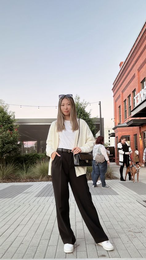 Black Trousers And Cardigan Outfit, Trouser Autumn Outfit, Nike Wide Leg Pants Outfit, Cardigan Wide Leg Pants, Black Pants And White Top Outfit, Aritzia Effortless Pant Outfit Casual, White Wool Cardigan Outfit, Effortless Pants Aritzia Outfit Work, Wide Leg Pants Outfit Sneakers