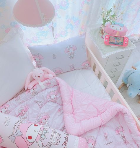 Kawaii Bedroom, Pet Spaces, Tiny Space, Space Room, Cute Room Ideas, Kawaii Room, Baby Time, Pink Room, Cute Little Things