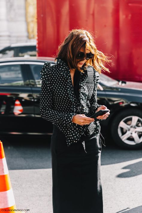 pfw-paris_fashion_week_ss17-street_style-outfits-collage_vintage-chanel-ellery-63 Long Flat Boots, Polka Dot Blouse Outfit, Pfw Street Style, Christine Centenera, Comfortable Ankle Boots, Polka Dots Outfit, Street Style 2017, Collage Vintage, Fashion Week Street Style