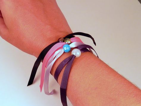 Smart n Snazzy Birchbox ribbons Ribbon Bracelet Diy, Heart Bracelet Diy, Diy Wedding Makeup, Fabric Cuff Bracelet, Ribbon Bracelet, Bracelets Easy, Ribbon Bracelets, Bead Charms Diy, Diy Bracelets Easy