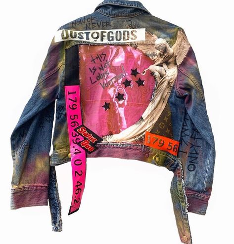 Diy Denim Jacket, Custom Denim Jacket, Pvc Panels, Custom Denim, Painted Jeans, Denim Diy, Painted Clothes, Vintage Denim Jacket, Patch Work