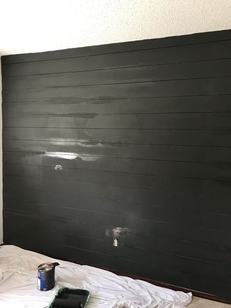 Plank wall painted Black Painted Shiplap Walls, Grey Plank Wall, Faux Plank Wall, Ship Lack Wall Living Room, Black Plank Wall, Accent Wall Gym, Black Shiplap Wallpaper, Diy Black Shiplap Wall, Shiplap Wall Black