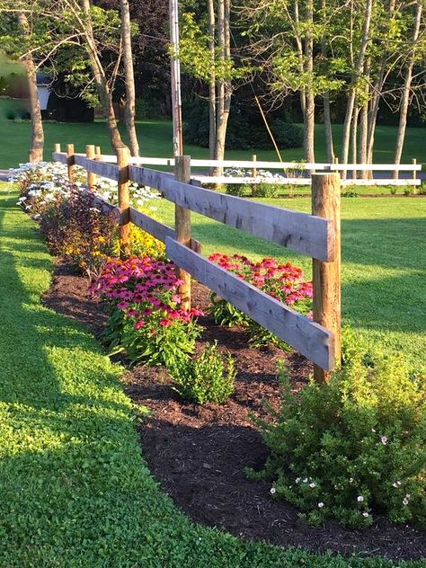 Backyard Kids, Landscape Designs, Fence Landscaping, Have Inspiration, Garden Yard Ideas, Fence Ideas, House Landscape, Structure Design, Garden Structures