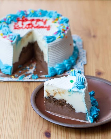 Carvel Ice Cream Cake, Carvel Ice Cream, Whipped Peanut Butter, Peanut Butter Ice Cream, Ice Cream Base, Confetti Cake, Peanut Butter Frosting, Ice Cream Pies, Fudge Sauce