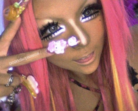 Gyaru Make, Ganguro Gyaru, Ganguro Girl, Gyaru Hair, Gyaru Aesthetic, Agejo Gyaru, Sweet 16 Outfits, Gyaru Makeup, Hime Gyaru