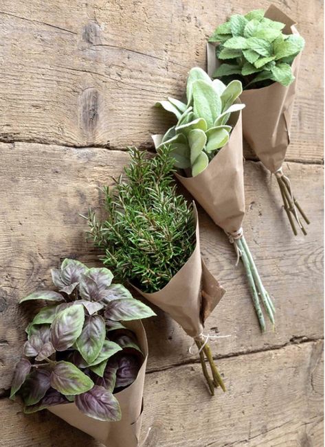 Herb Bundles, Herb Bouquet, Tattoo Plant, Kitchen Plants, Farm Stand, Kitchen Gift, Flower Stands, Antique Farmhouse, Charcuterie Boards