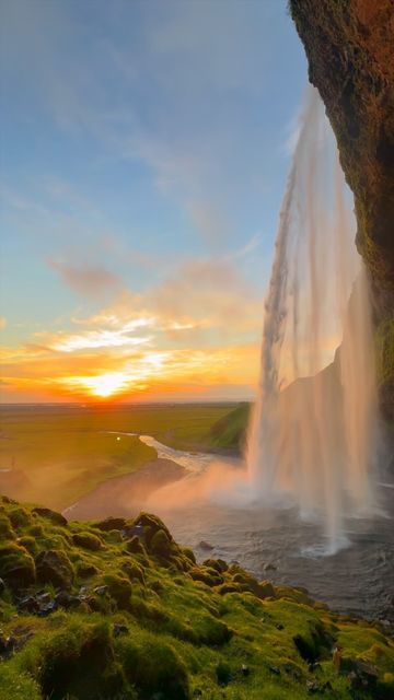 Iceland Travel Summer, Iceland Aesthetic, Iceland Wallpaper, Iceland Pictures, Iceland Summer, Iceland Nature, Iceland Vacation, Iceland Road Trip, Iceland Photography