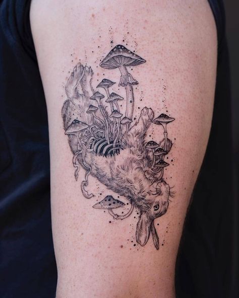 Oozy Tattoo, Woodland Tattoo, Side Thigh Tattoos, Mushroom Tattoo, 16 Tattoo, Tier Tattoo, Mushroom Tattoos, Shape Tattoo, Theme Tattoo