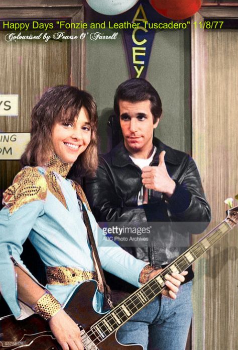 HAPPY DAYS - "Fonzie and Leather Tuscadero" 11/8/77 Suzi Quatro, Henry Winkler B/W Photo by Walt Disney Television via Getty Images/ Colourised by Pearse O' Farrell Fonzie Happy Days, Henry Winkler, Suzi Quatro, The Fonz, Scott Baio, 70s Tv Shows, Abc Photo, Childhood Memories 70s, Classic Television