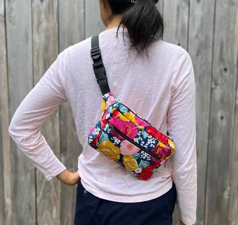 Hip Pack Sewing Pattern, Belt Bag Sewing Pattern Free, Diy Fanny Pack Pattern Free, Fanny Pack Pattern Free, Free Fanny Pack Pattern, Fanny Pack Sewing Pattern, Fanny Pack Pattern, Diy Bag Designs, Diy Bags Patterns