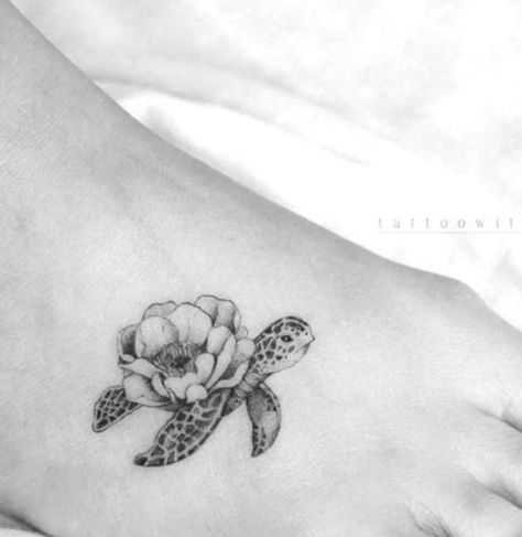 Sea Turtle Matching Tattoos, Turtle Lotus Flower Tattoo, Sea Turtle And Butterfly Tattoo, Flower Sea Turtle Tattoo, Cute Small Turtle Tattoo, Floral Sea Turtle Tattoo, Turtle With Hibiscus Tattoo, Two Turtles Tattoo, Tortoise Tattoo Ideas