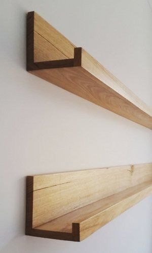 Small Shelf Ideas, Picture Ledge Shelf, Picture Shelves, Small Shelf, Regal Design, Floating Shelves Diy, Estantes Flotantes, Shelf Design, Diy Shelves