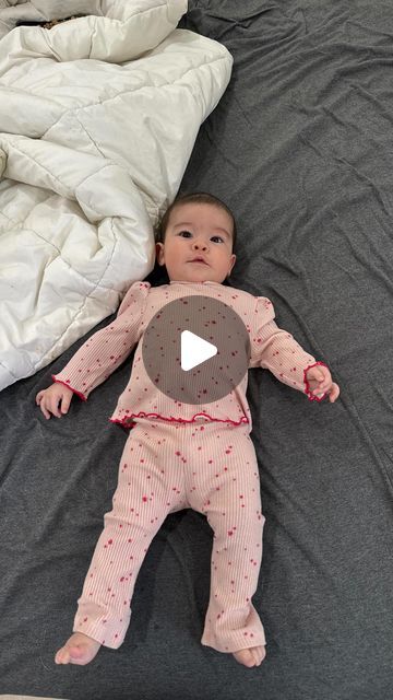 RICKY BEE 🐝 on Instagram: "If you’re wondering, yes I want to do a @ted talk one day on parenthood and it’s pleasure. If you leave with anything from this video, leave with the part where she says “I feel supported” #baby #babygirl #daddy #babydaddy" Baby Talking Video, Baby Talking, Baby Talk, Ted Talk, You Left, Ted Talks, She Said, One Day