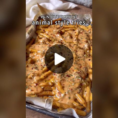 In-N-Out (copycat) animal style fries #easyrecipe | Fries Recipe | TikTok Animal Fries, Animal Style Fries, Recipe Tiktok, In N Out, Edible Creations, Fries Recipe, Onion Rings, Animal Fashion, Food To Make