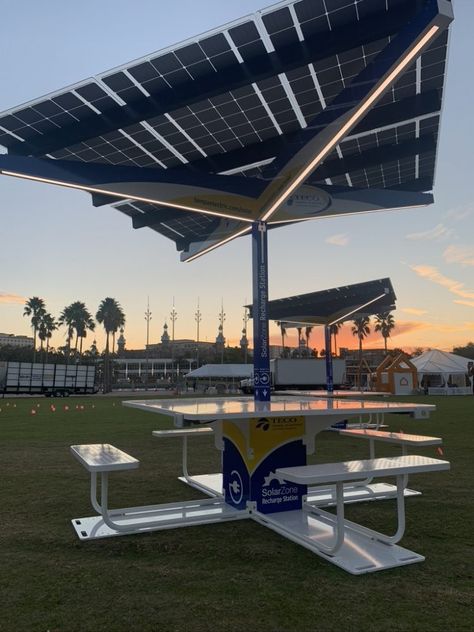 Solar Charging Station, Kinetic Architecture, Last Super, Solar Panels Design, Solar Tree, Super Bowl Winners, Cafe Seating, Solar Roof, Shade Canopy