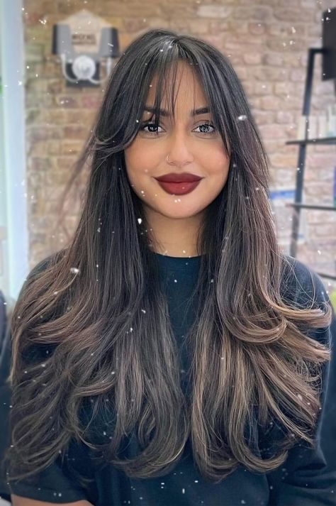 Curtain Bangs + Long Layers Long Hair With Bangs And Layers, Bangs And Balayage, Curtain Bangs Face Framing, Hair Face Framing, Bangs Face Framing, Face Framing Curtain Bangs, Bangs For Round Face, Framing Layers, Bangs With Medium Hair