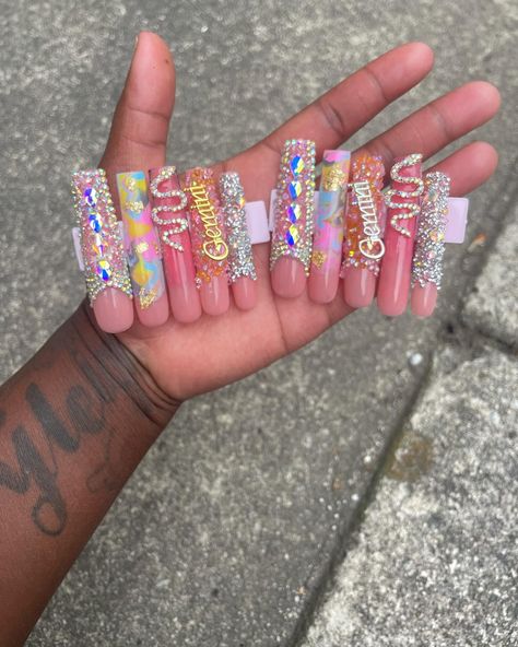 #estyseller #pressonanils #customnails Popular sets will remain the price and will remain on the website, not so popular sets will be off the website but still be available on another site I sell my press on nails on. All links will be in the bio💅🏽🩷, I accept cash app,Apple Pay, and PayPal for pick up orders and purchases through dm, BUT PLEASE BE ADVISED the prices are final for anyone that is NOT purchasing on neither sites . And the prices are the same unless I’ve told you as the shipper ... Nail Sets, Cash App, Apple Pay, Told You, Press On Nails, Pick Up, Nails, Quick Saves