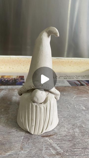 Pottery Garden Gnomes, Pottery Christmas Knomes, Cement Gnomes Diy, Clay Nomes Ideas, Clay Pottery Knomes, Diy Clay Gnomes Tutorials, Painting Gnomes Ceramics, Clay Gnomes Diy How To Make Step By Step, Diy Air Dry Clay Gnomes