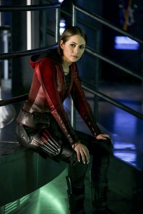 Arrow Season 6 Speedy Arrow, Arrow Season 6, Tommy Merlyn, Arrow Tv Series, Willa Holland, Supergirl 2015, Arrow (tv Show), Thea Queen, Team Arrow