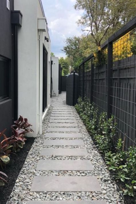 Black Fence, Outdoor Paving, Side Yard Landscaping, Side Garden, Outdoor Gardens Design, Home Landscaping, Backyard Garden Design, Backyard Makeover, House Landscape