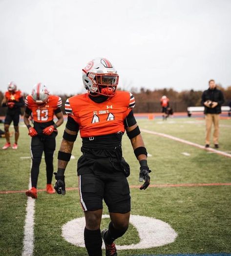 Football Linebacker Drip, Running Back Drip Football, Runningback Football Drip, Football Drip Highschool, Running Back Drip, Linebacker Drip, Football Drip Ideas, Drip Clothes, Baseball Drip