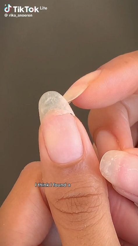 #Better_Nails #Nail_Care_Routine #Brittle_Nails #Strong_And_Healthy Better Nails, Strong Healthy Nails, Nail Designs And Colors, No Chip Nails, Nails Healthy, Weak Nails, Nail Care Routine, Strong And Healthy, Brittle Nails