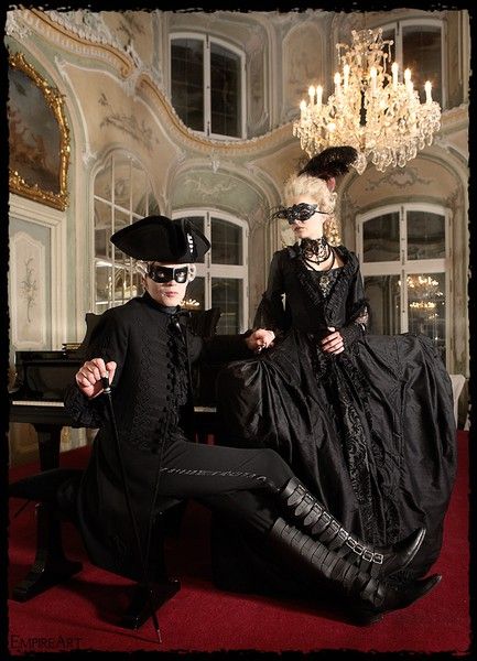 #gothic #fashion #period #clothing #want Sexy! Ball Costume, Rococo Fashion, Masked Ball, Carnival Of Venice, Venetian Masquerade, Masquerade Costumes, Venetian Masks, Victorian Goth, Period Outfit