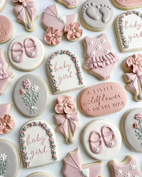 Leah Durso on Instagram: "A little wildflower is on the way!" Wild Flower Baby Shower Cookies, Flower Baby Shower Cookies, A Little Wildflower Is On The Way, Wildflower Baby Shower Cookies, Gingham Cookies, Niki Birthday, Floral Baby Shower Cookies, Wildflower Cookies, Wildflower Is On The Way