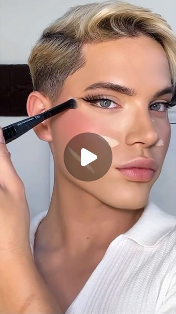 How To Apply Flawless Makeup, Super Glam Makeup Looks, Filter Makeup Look, People Doing Makeup, Make Up Videos Full Face, Makeup For Photoshoot Outdoor, Makeup Videos Full Face, Facelift Makeup, Picture Day Makeup