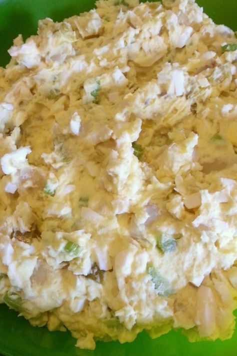 Homemade Potato Salad Homemade Potato Salad, Potato Salad Mustard, Homemade Potato Salads, Potatoe Salad, Fun Kids Activities, Simple Diy Projects, Potato Salad With Egg, Salads For A Crowd, Salad Recipes Video