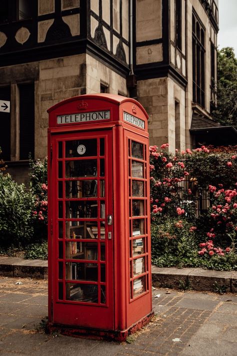 Red Telephone Booth Wallpaper Ideas | British Souvenirs Ucl London, Pictures For Vision Board, 1d Collage, British Telephone Booth, London Scrapbook, Telephone Kiosk, British Phone Booth, Red Telephone Booth, Study Lighting