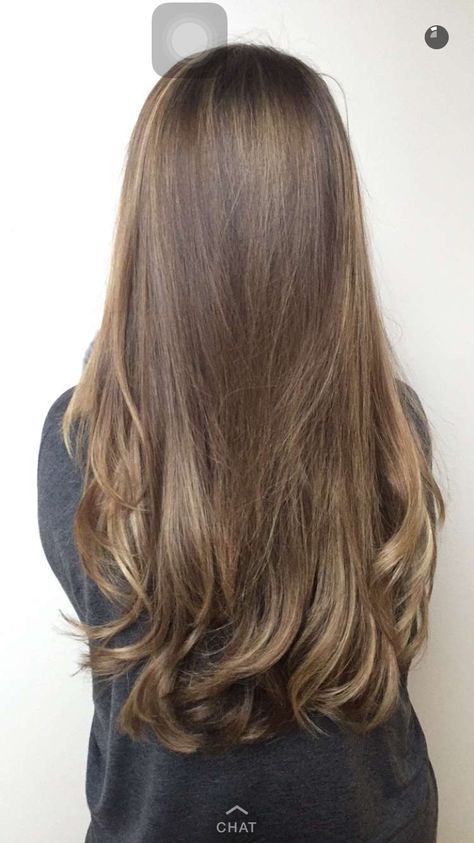 subtle Balayage Light Brown Subtle Balayage, Subtle Babylights, Light Medium Brown Hair, Subtle Balayage Brunette, Natural Light Brown Hair, Rambut Brunette, Subtle Balayage, Brown Hair Inspo, Hair Color Light Brown