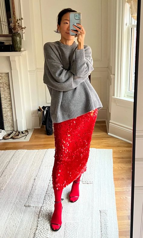 067/ What I'm Wearing: Week 45 (& #ICYMI no. 2) Allison Victoria Style, Colorful Holiday Outfit, Red Skirt Styling, Sequin Skirt Street Style, Outfits With A Pop Of Red, Gen Z Concert Outfit, Sequin Skirt Styling, Fun Holiday Outfits, Style Sequin Skirt