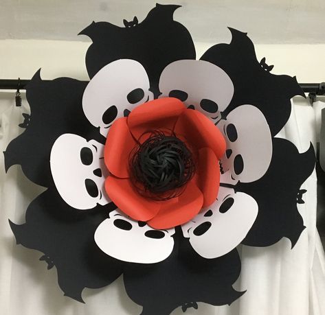 Spooky Paper Craft, Halloween Paper Flowers, Origami Bouquets, Halloween Art Lessons, Fun Halloween Party Games, Halloween 23, Halloween Eve, Fall Decor Diy Crafts, Halloween Templates