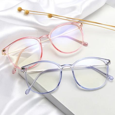 Clear Glasses Frames Women, Cute Glasses Frames, Classy Glasses, Fancy Glasses, Clear Glasses Frames, Glasses Trends, Nice Glasses, Trendy Glasses, Computer Gaming