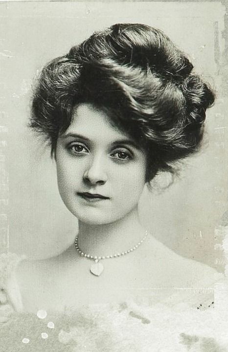 Gibson Girl Hair, Ladies Portrait, Idda Van Munster, Billie Burke, Edwardian Hairstyles, Good Witch, Exotic Women, Gibson Girl, The Good Witch