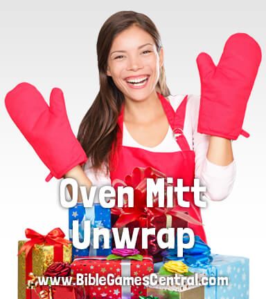 Try your hand at unwrapping a Christmas present while wearing a pair of oven mitts. This game is a hilarious twist on the traditional “Pass the Parcel” game. Oven Mitt Christmas Game, Christmas Party Games For Groups, Funny Christmas Games, Christmas Gift Games, Xmas Games, Gift Exchange Games, Fun Christmas Party Games, Printable Christmas Games, Christmas Games For Kids