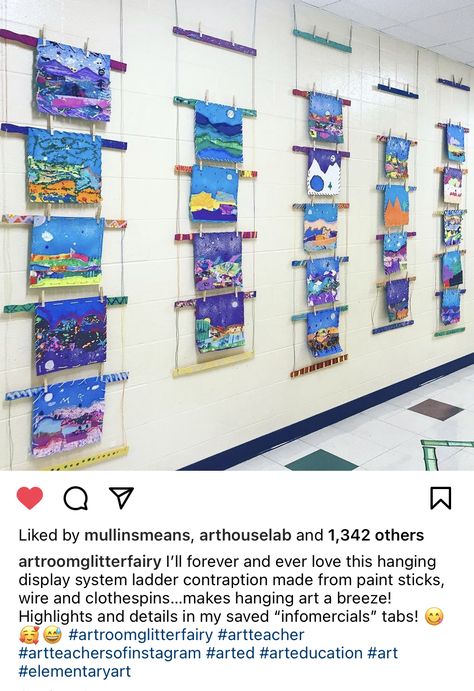 Art Gallery Kindergarten, Hallway Art Display School, Art Showcase Ideas, Art Displays Exhibition, Art Gallery Classroom, Classroom Art Gallery, Art Classroom Display Ideas, Art With Photographs, Art Work Display Ideas