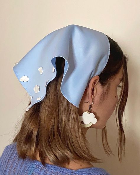 yasmine on Instagram: “☁️☁️☁️” cloud bandana available at @yasminesbrain on ig perfect for valentine’s day comes with matching moon and cloud earrings Cute Headscarf, Blue Headscarf, Style Collab, Cloud Earrings, Earrings Outfit, Anime Best Friends, Cute Earrings, Bandanas, Head Scarf