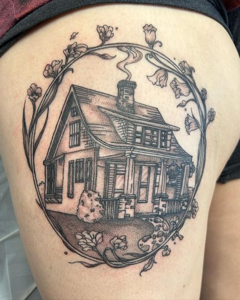 Nostalgic home tattoo done by @colleenajsmith! Amazing fine lines and shading on this commemorative piece!! 🏠️⁠ ⁠ "@reedbaudron was thinking about a beautiful heritage home tattoo for the last ten years to commemorate her feelings and love for home and hearth, and she finally decided to go for it!⁠ This was such a fun and satisfying project, I loved pulling the tiny articulate lines to produce a powder finish for the shading." - Colleen⁠ ⁠ Traditional House Tattoo, Childhood Home Tattoo, Cottage Tattoo, House Tattoo, Mama Tried, Tattoo Leg, Old Cottage, Home Tattoo, Nature Tattoos