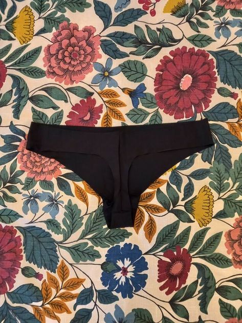 How To Fold Thong, Folding Undies, How To Fold Panties, How To Fold Undies, How To Fold Boxers, Hanging Bras, Bra Storage, Clothing Tips, Easy Hacks