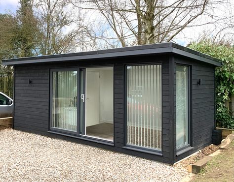 Garden Office Exterior Colours, Outhouse Ideas, Apartment Layouts, Counselling Room, Garden Room Interiors, Hair Room, Insulated Garden Room, Green Roof System, Larch Cladding