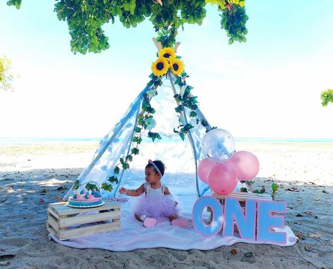 First Birthday Beach Photoshoot, Animal Print Birthday Party, Diy First Birthday, Fairy Photos, Baby Shower Cake Designs, Birthday Deco, Birthday Room Decorations, Baby Birthday Decorations, 1st Birthday Photoshoot