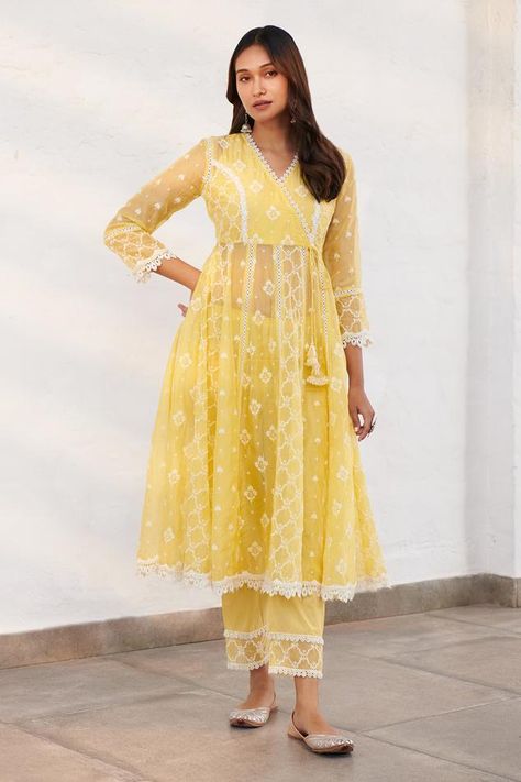 Buy Sue Mue Yellow Mul Embroidered Anarkali Set Online | Aza Fashions Net Work Kurti Design, Organza Kurti Designs Indian, Net Tassels, Yellow Anarkali Dress, Angarkha Anarkali, Straight Kurti Designs, Embroidery On Organza, Net Kurti, Simple Indian Suits