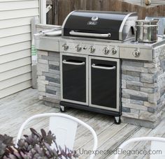 Create your own built in BBQ outdoor kitchen Diy Grill Station, Grill Diy, Outdoor Grill Station, Outdoor Bbq Grill, Diy Grill, Diy Bbq, Grill Station, Grill Area, Bbq Island