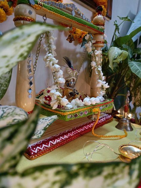 Janmashtami Decoration Ideas I Janmashtami Pooja Room Decoration I Krishna Janmashtami Festival Decor I Pooja Ghar Festival Decoration How To Decorate Krishna Janmashtami, Janmashtami Pooja, Krishna Janmashtami Decoration, Emotional Friendship, Pooja Room Decoration, राधा कृष्ण, Krishna Dress, राधे कृष्णा, Janmashtami Decoration