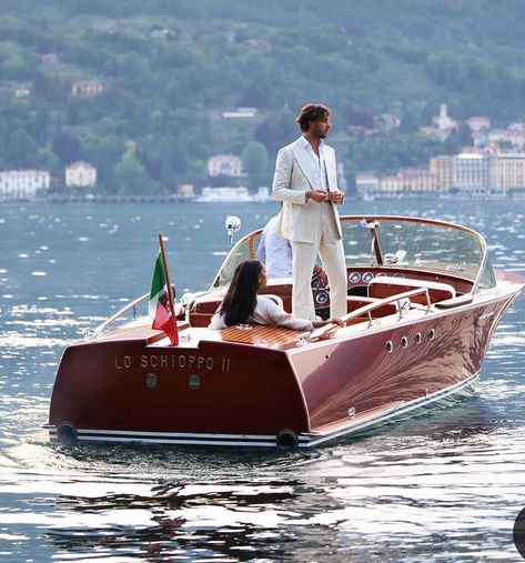 Italy Vibes, Boat Wedding, Lake Como Wedding, Yacht Life, Future Lifestyle, Dream Lifestyle, Blue Box, Old Money Aesthetic, Boat Trips