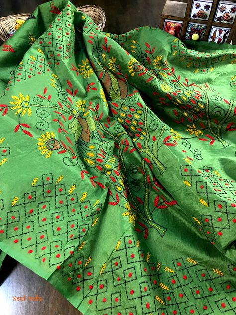 Shantiniketan Hand Embroidery Kantha Stitch Saree Green Colour Saree, Kantha Stitch Saree, Bengal Saree, Stitch Saree, Traditional Floral Design, Kantha Embroidery, Hand Stitch, Kantha Stitch, Green Colour